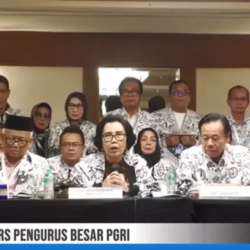 Dalang di Balik KLB PGRI Surabaya Terungkap Seorang Oknum Pejabat - Konferensi Pers Menjelaskan Semua