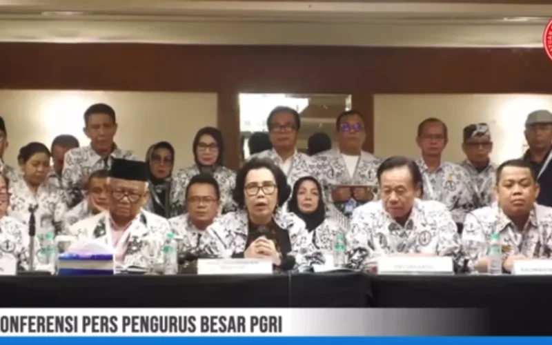 Dalang di Balik KLB PGRI Surabaya Terungkap Seorang Oknum Pejabat - Konferensi Pers Menjelaskan Semua