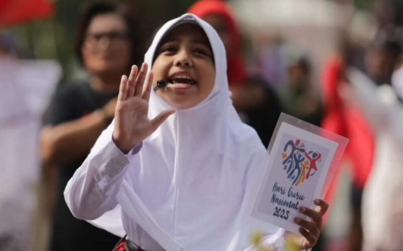 Hari Guru Nasional, HUT PGRI dan KORPRI di Surabaya, Armuji Minta ASN Jaga Integritas
