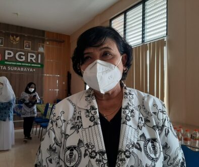 PGRI Turun Tangan Tangani Kasus Pemukulan Guru ke Siswa SMPN 49 Surabaya